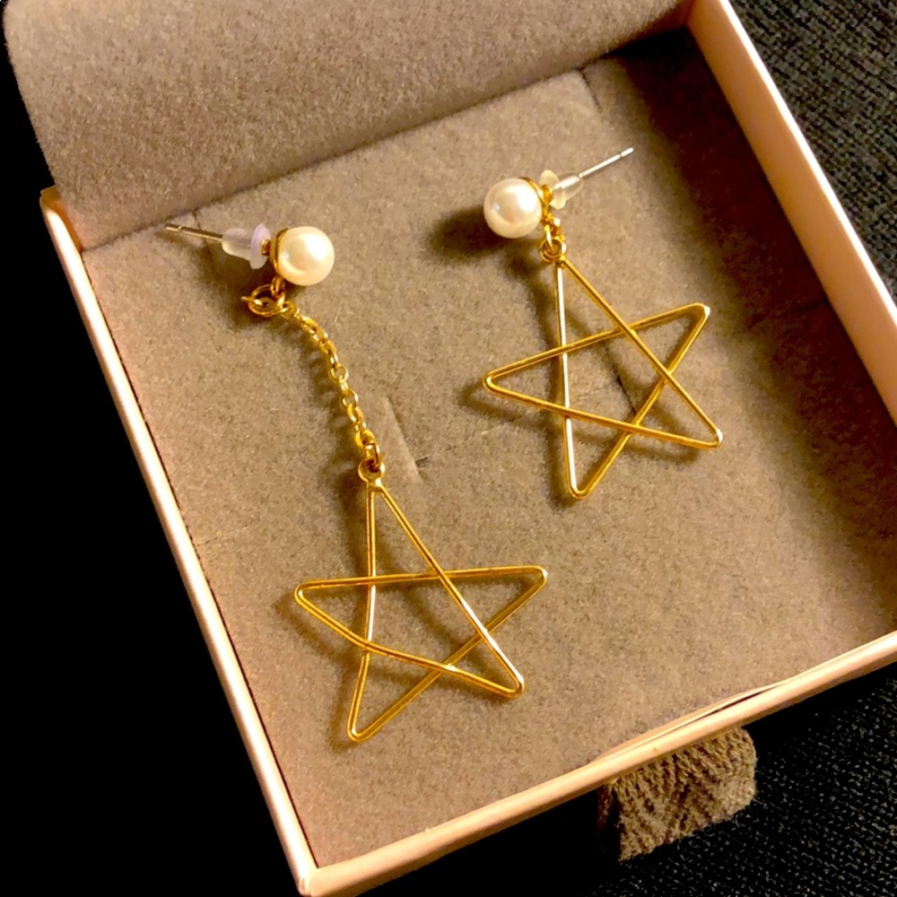 ⭐️ earrings